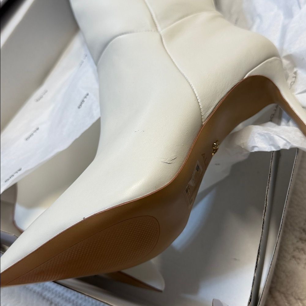 Aldo Laroche Boot - Picture 2 of 11